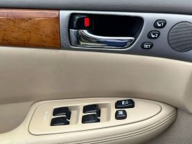 2005 LEXUS ES SEDAN - AUTOMATIC - Dart Auto Group