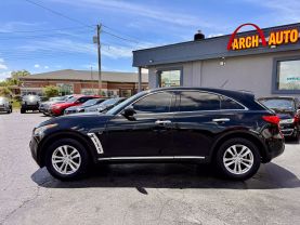 2017 INFINITI QX70