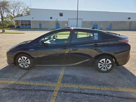 2017 Toyota Prius - Image 4