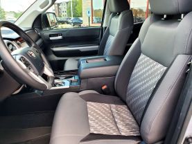 2019 TOYOTA TUNDRA DOUBLE CAB PICKUP V8, 4.6 LITER SR5 PICKUP 4D 6 1/2 FT