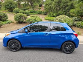 2012 TOYOTA YARIS LE HATCHBACK 3D