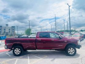 2019 RAM 3500 CREW CAB PICKUP V8, HEMI, 6.4 LITER BIG HORN PICKUP 4D 8 FT