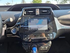 2017 Toyota Prius - Image 21