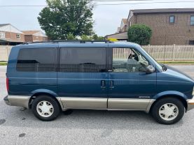 2001 GMC SAFARI PASSENGER PASSENGER V6, 4.3 LITER MINIVAN 3D