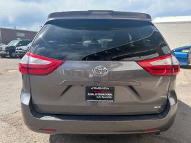 2018 TOYOTA SIENNA VAN V6, 3.5 LITER XLE MINIVAN 4D