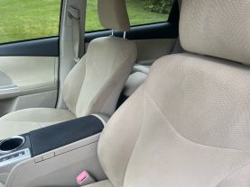 2013 TOYOTA PRIUS V WAGON 4-CYL, HYBRID, 1.8 LITER FIVE WAGON 4D