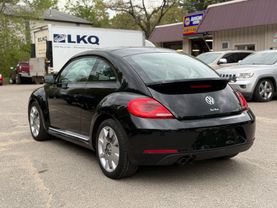 2016 VOLKSWAGEN BEETLE HATCHBACK 4-CYL, TURBO, 1.8 LITER 1.8T SE HATCHBACK 2D