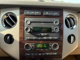 2014 FORD EXPEDITION SUV V8, FLEX FUEL, 5.4 LITER XLT SPORT UTILITY 4D