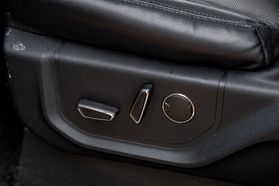 2020 Ford Expedition - Image 48