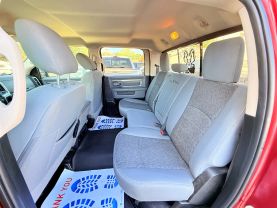 2019 RAM 1500 CLASSIC CREW CAB PICKUP V8, HEMI, 5.7 LITER BIG HORN PICKUP 4D 6 1/3 FT