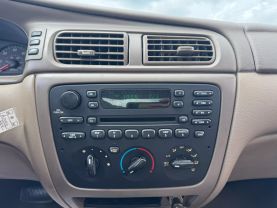 2004 FORD TAURUS SEDAN V6, 3.0 LITER SE SEDAN 4D