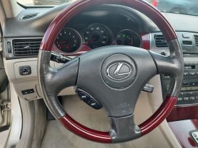 2004 LEXUS ES SEDAN V6, 3.3 LITER ES 330 SEDAN 4D