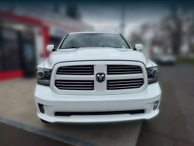 2013 RAM 1500 CREW CAB PICKUP V8, HEMI, 5.7 LITER SPORT PICKUP 4D 5 1/2 FT