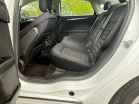 2014 FORD FUSION SEDAN 4-CYL, 2.5 LITER SE SEDAN 4D