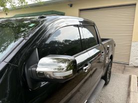 2017 NISSAN TITAN CREW CAB