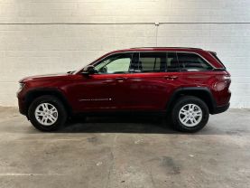 2023 JEEP GRAND CHEROKEE SUV V6, VVT, 3.6 LITER LAREDO SPORT UTILITY 4D
