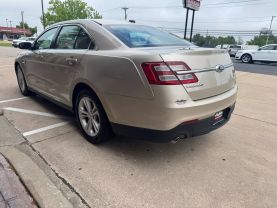 2017 FORD TAURUS SEDAN V6, 3.5 LITER SE SEDAN 4D