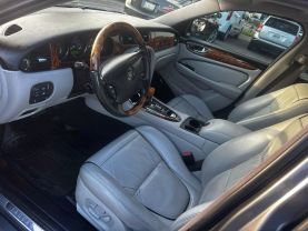 2004 JAGUAR XJ SEDAN V8, 4.2 LITER VANDEN PLAS SEDAN 4D