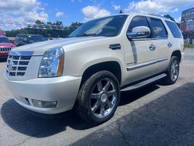 2011 CADILLAC ESCALADE SUV V8, FLEX FUEL, 6.2 LITER SPORT UTILITY 4D