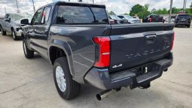 2025 Toyota Tacoma Double Cab - Image 6