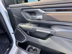 2019 RAM 1500 CREW CAB