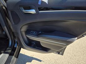2017 CHRYSLER 300