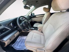 2019 Subaru Outback 2.5i Wagon 4d - Image 9