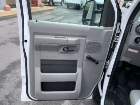 2013 FORD E350 SUPER DUTY 34FT BUCKET VAN VERSALIFT VANTEL29N BUCKET TRUCKS V8, FLEX FUEL, 5.4 LITER VAN 3D - Eddies Auto Sales