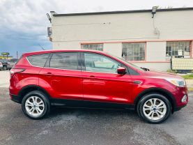 2017 FORD ESCAPE SUV 4-CYL, ECOBOOST, 1.5T SE SPORT UTILITY 4D