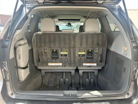 2018 TOYOTA SIENNA VAN V6, 3.5 LITER XLE MINIVAN 4D