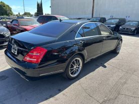 2012 MERCEDES-BENZ S-CLASS SEDAN V8, TWIN TURBO, 4.6 LITER S 550 SEDAN 4D