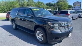 2019 Chevrolet Suburban Lt Sport Utility 4d - Image 9