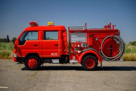 1997 TOYOTA DYNA TRUCK 15B FIRE TRUCK
