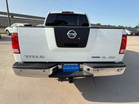 2012 NISSAN TITAN CREW CAB PICKUP V8, FLEX FUEL, 5.6 LITER SL PICKUP 4D 5 1/2 FT