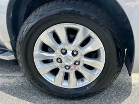 Used 2010 TOYOTA SEQUOIA SUV V8, 5.7 LITER PLATINUM SPORT UTILITY 4D - LA Auto Star located in Virginia Beach, VA