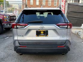 2019 TOYOTA RAV4 SUV 4-CYL, 2.5 LITER XLE SPORT UTILITY 4D
