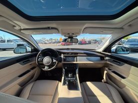 2017 JAGUAR XF SEDAN V6, SUPERCHARGED, 3.0 LITER XF 35T PREMIUM SEDAN 4D