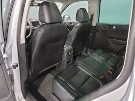 2011 Volkswagen Tiguan - - Image 21