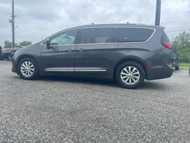2019 CHRYSLER PACIFICA