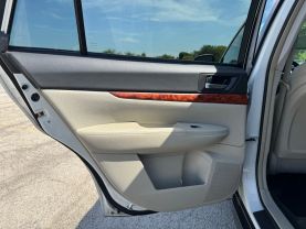 2012 SUBARU OUTBACK WAGON 4-CYL, PZEV, 2.5 LITER 2.5I LIMITED WAGON 4D