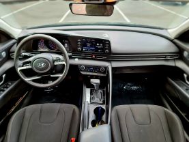 2023 Hyundai Elantra - Image 13