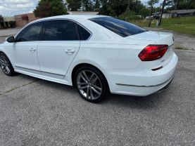2016 VOLKSWAGEN PASSAT SEDAN 4-CYL, PZEV, 1.8T 1.8T R-LINE SEDAN 4D