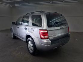 2008 FORD ESCAPE