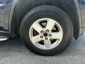 2012 JEEP GRAND CHEROKEE SUV V6, FLEX FUEL, 3.6 LITER LAREDO SPORT UTILITY 4D