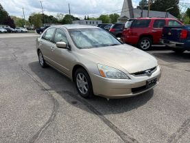 2004 Honda Accord - Image 4