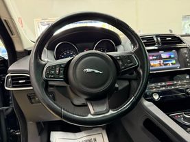 2017 JAGUAR F-PACE