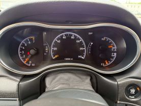 2015 Jeep Grand Cherokee - Image 14