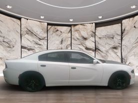2016 DODGE CHARGER SEDAN V6, 3.6 LITER SXT SEDAN 4D