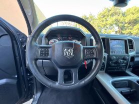 2018 RAM 1500 CREW CAB PICKUP V6, TURBO ECODSL, 3.0L BIG HORN PICKUP 4D 5 1/2 FT