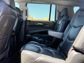 2020 CADILLAC ESCALADE ESV SUV V8, 6.2 LITER LUXURY SPORT UTILITY 4D